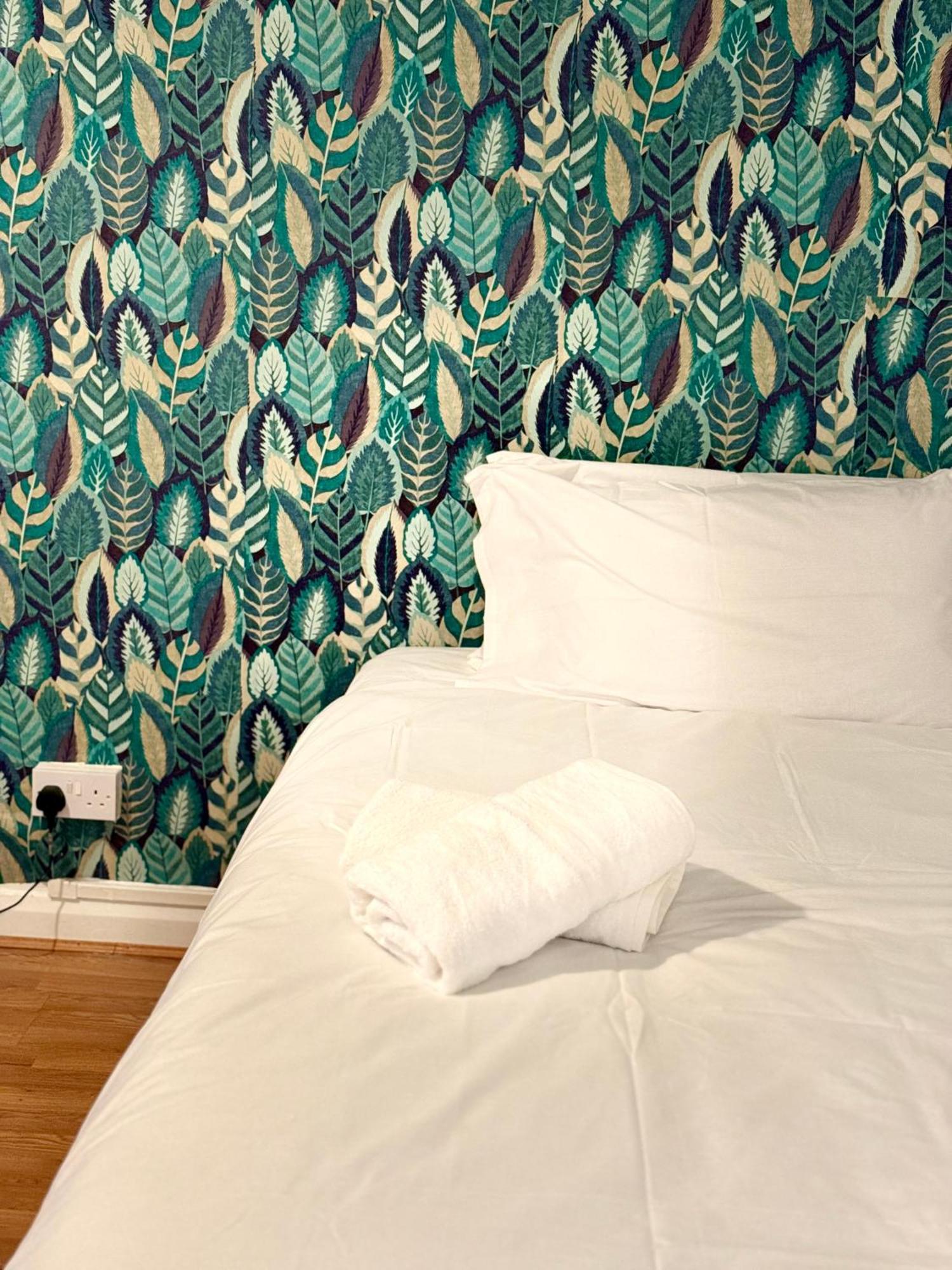 Appartamento Stylish Two Bedroom Londra